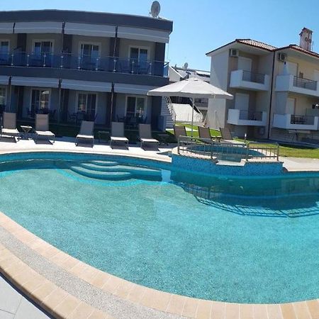 Finikas Garden Beach Resort Nikiti 외부 사진