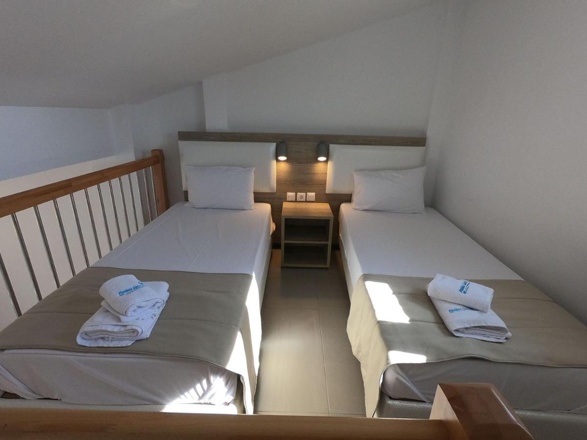 Finikas Garden Beach Resort Nikiti 외부 사진