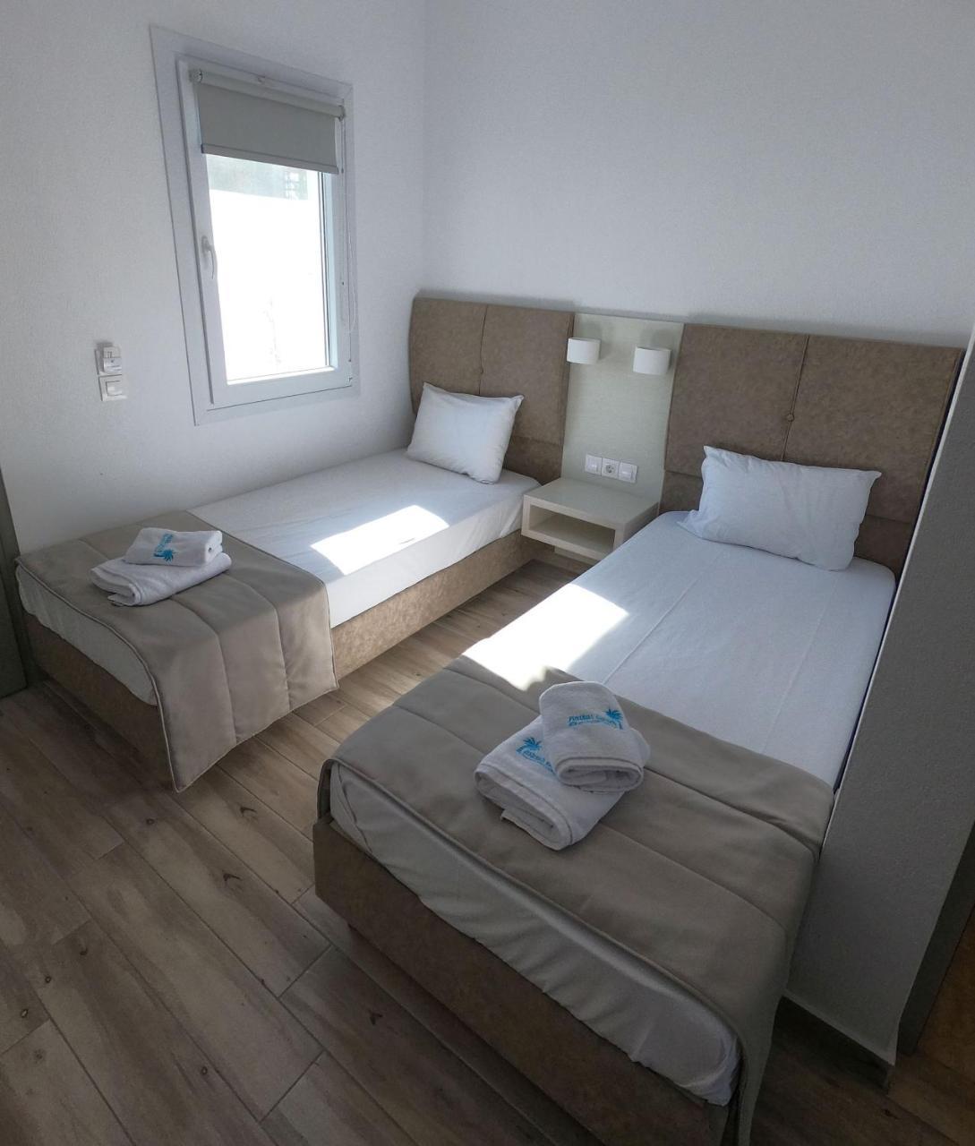 Finikas Garden Beach Resort Nikiti 외부 사진