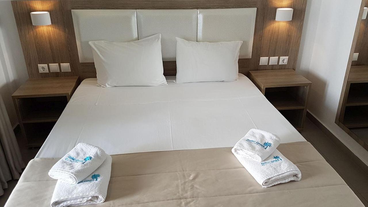 Finikas Garden Beach Resort Nikiti 외부 사진