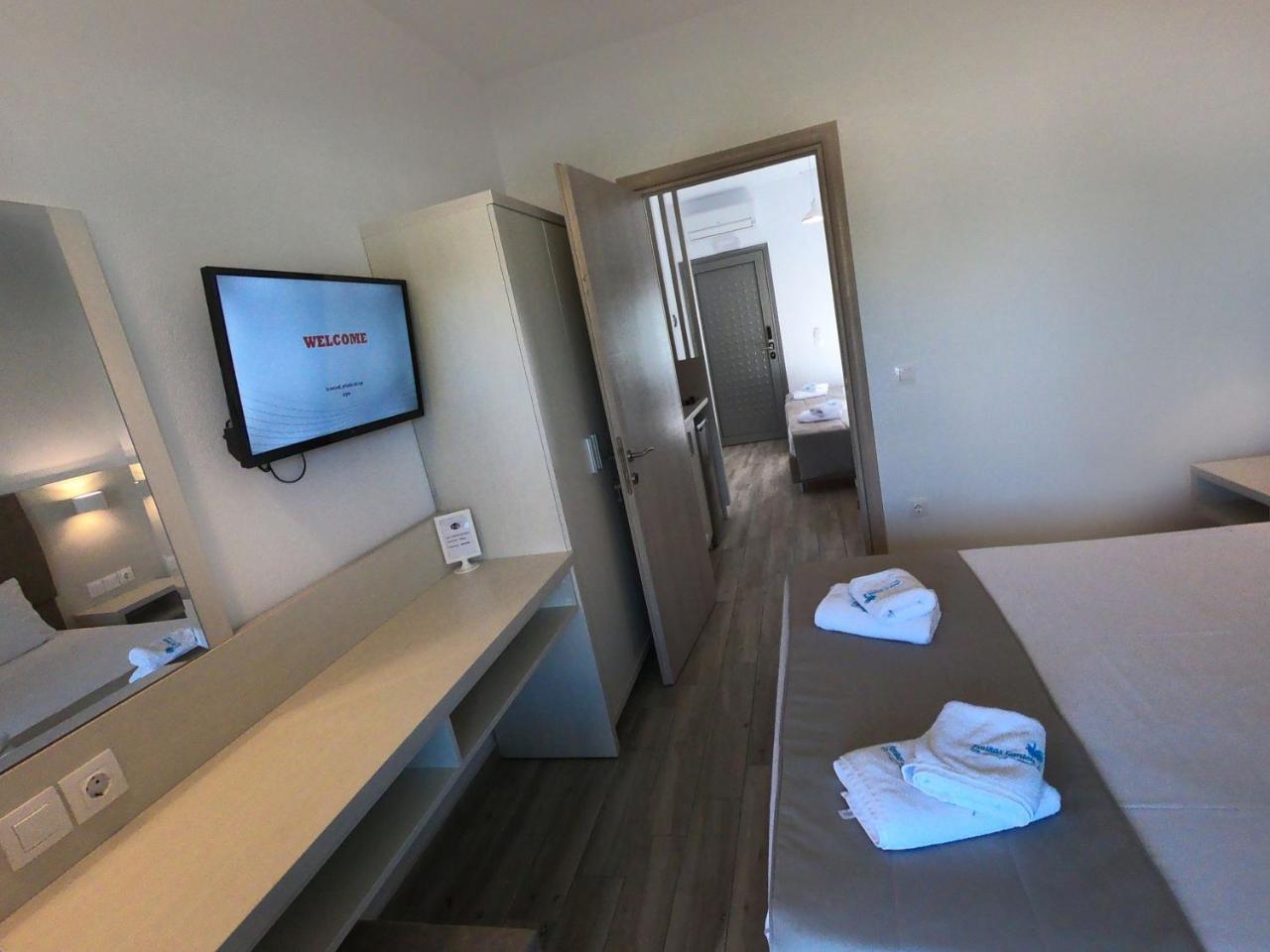 Finikas Garden Beach Resort Nikiti 외부 사진