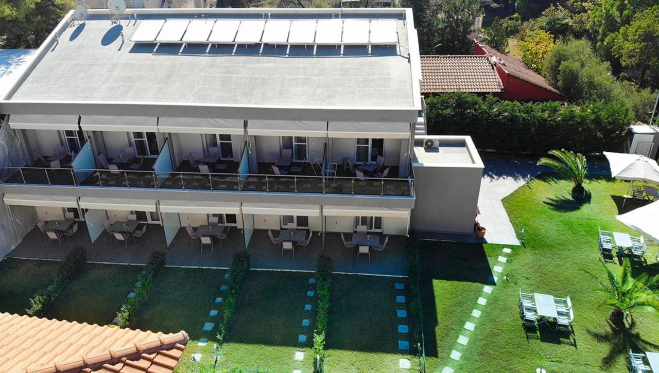 Finikas Garden Beach Resort Nikiti 외부 사진