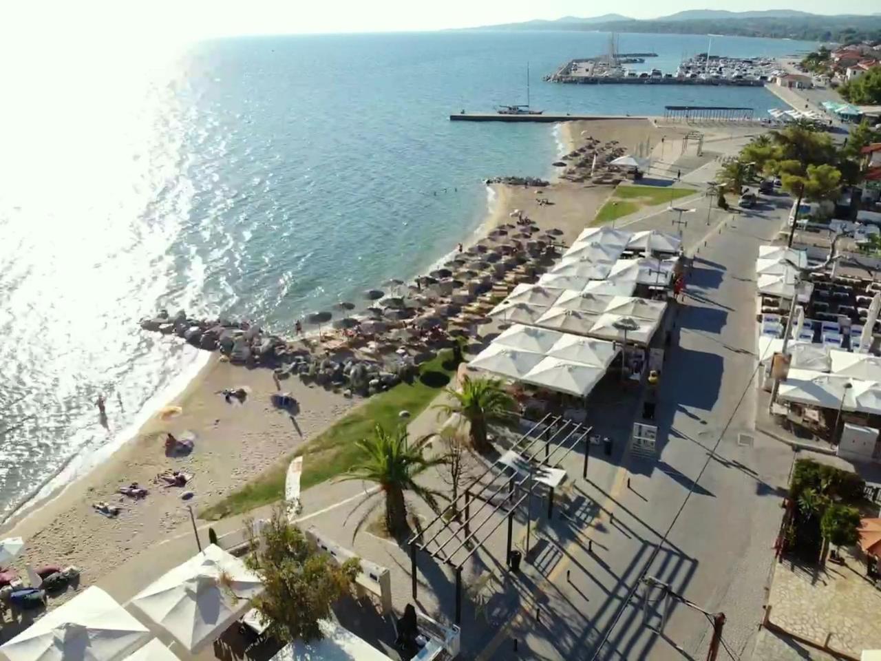 Finikas Garden Beach Resort Nikiti 외부 사진