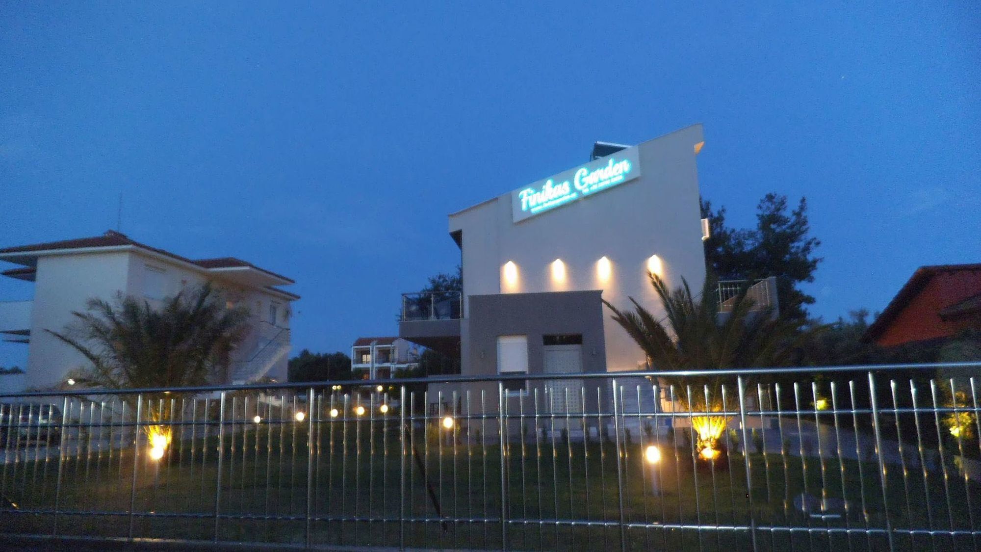 Finikas Garden Beach Resort Nikiti 외부 사진